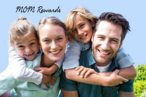 Family Horizontal Thinkstock-479545266 bluesky_MOMc